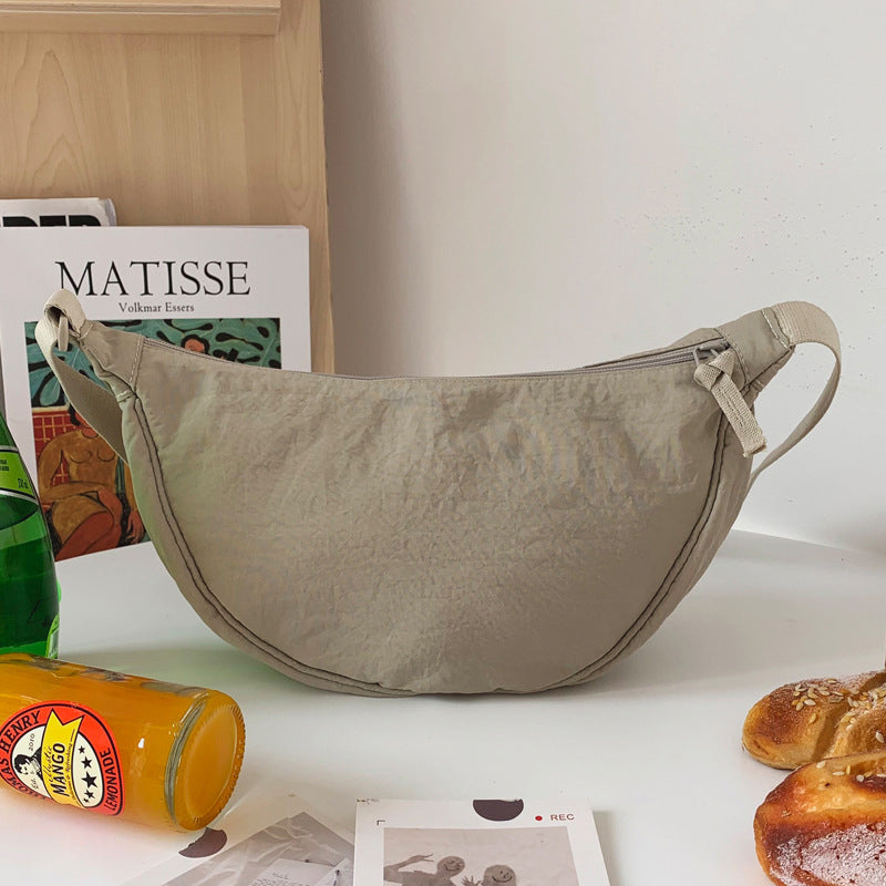 LunaTote – Slanke Gebogen Schoudertas – Stijlvol & Functioneel