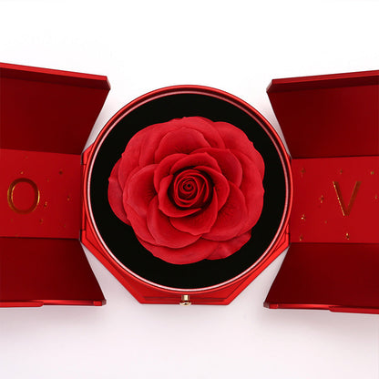 Rozenbox met 14k Witgoud Hartketting en Liefdesbrief