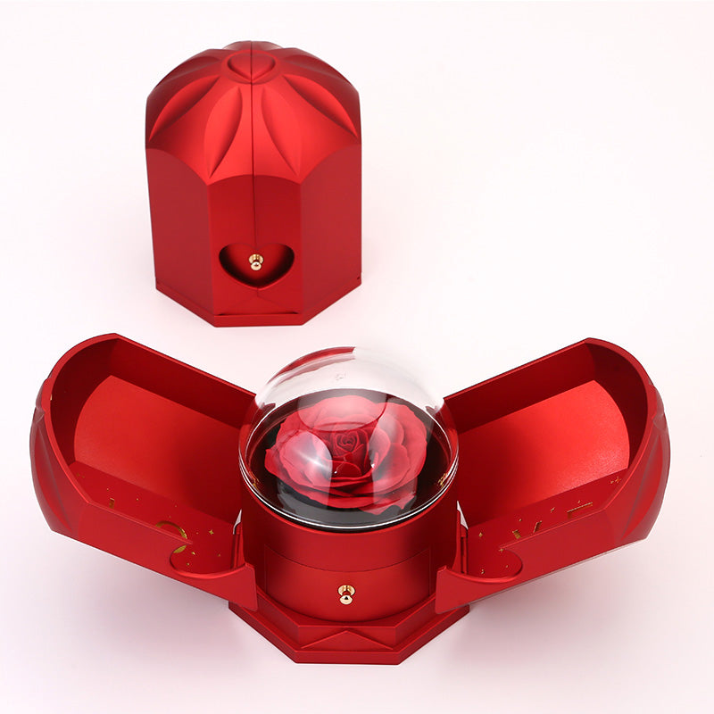 Rozenbox met 14k Witgoud Hartketting en Liefdesbrief