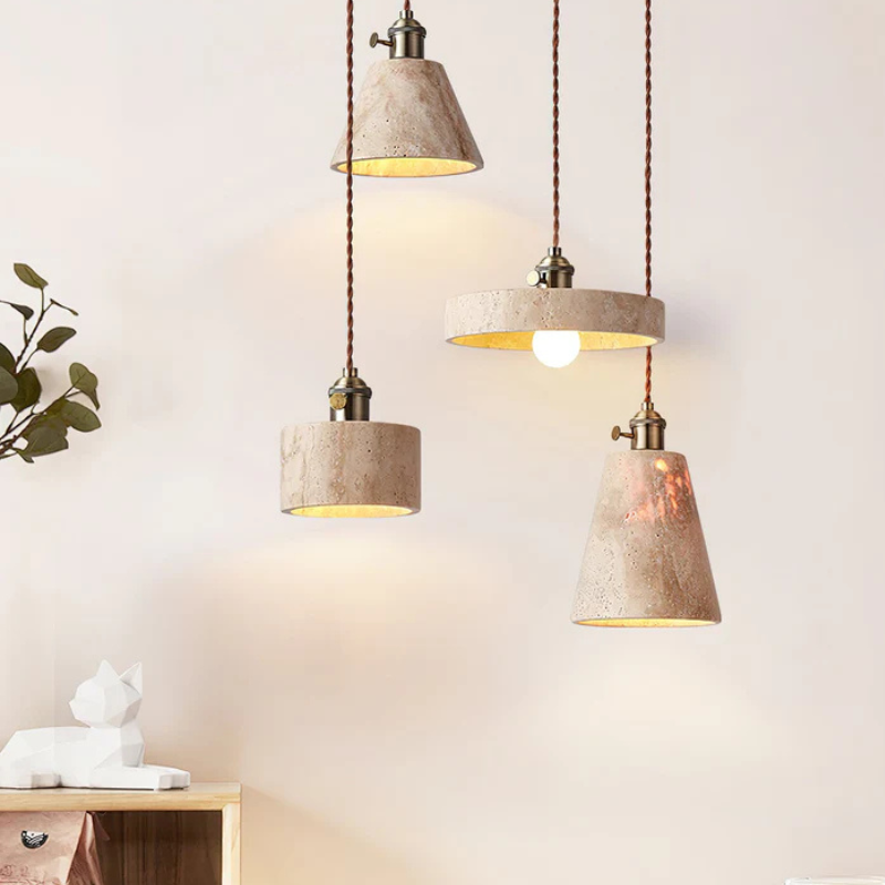 Gele Travertijn Hanglamp met Gouden Details