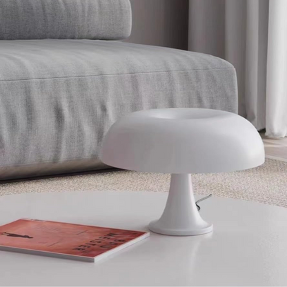 Retro Tafellamp Met Uniek Bauhaus Design