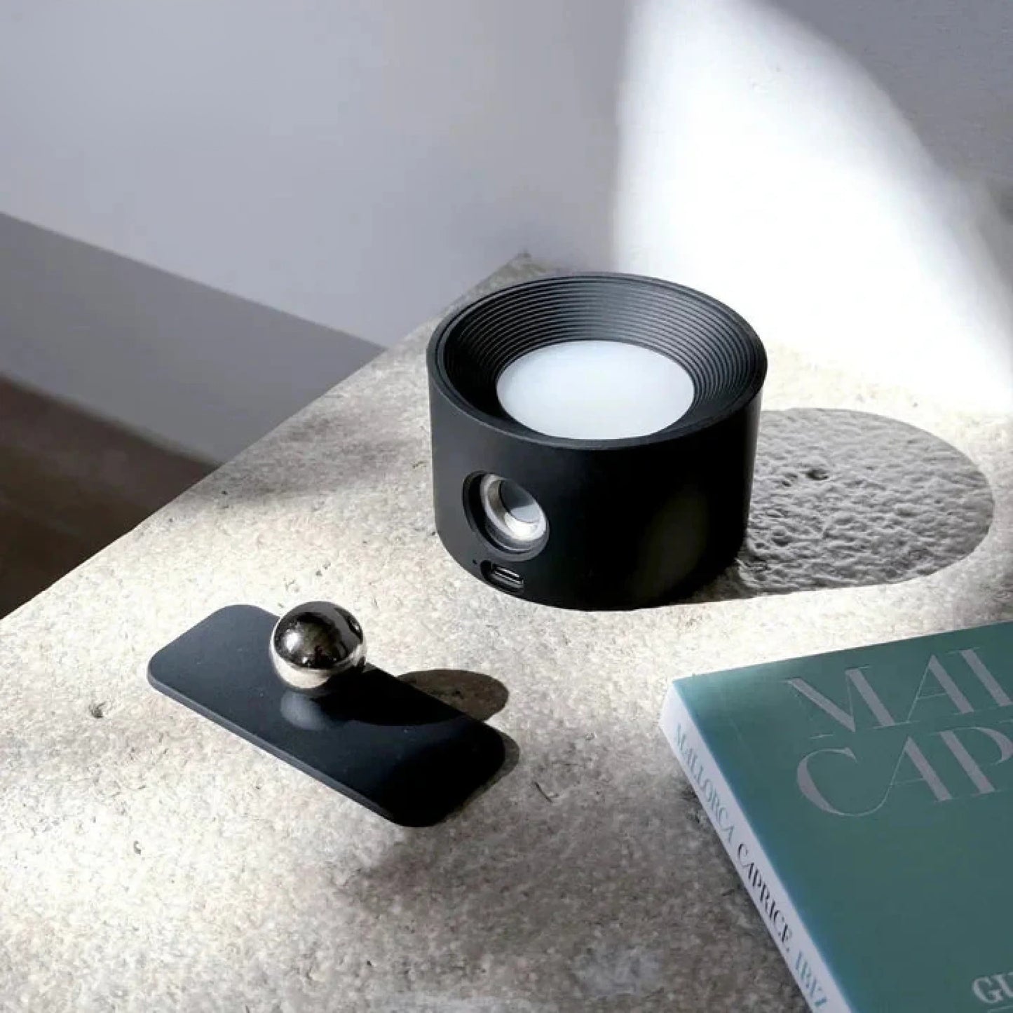 Draadloze Wandlamp Oplaadbaar 360° Binnen en Buiten Verlichting