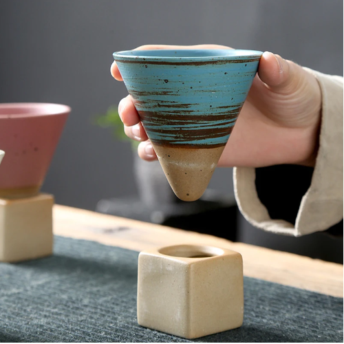 Eenvoudige Koffiekan met Aards Design voor Mindful Momenten - Velinix