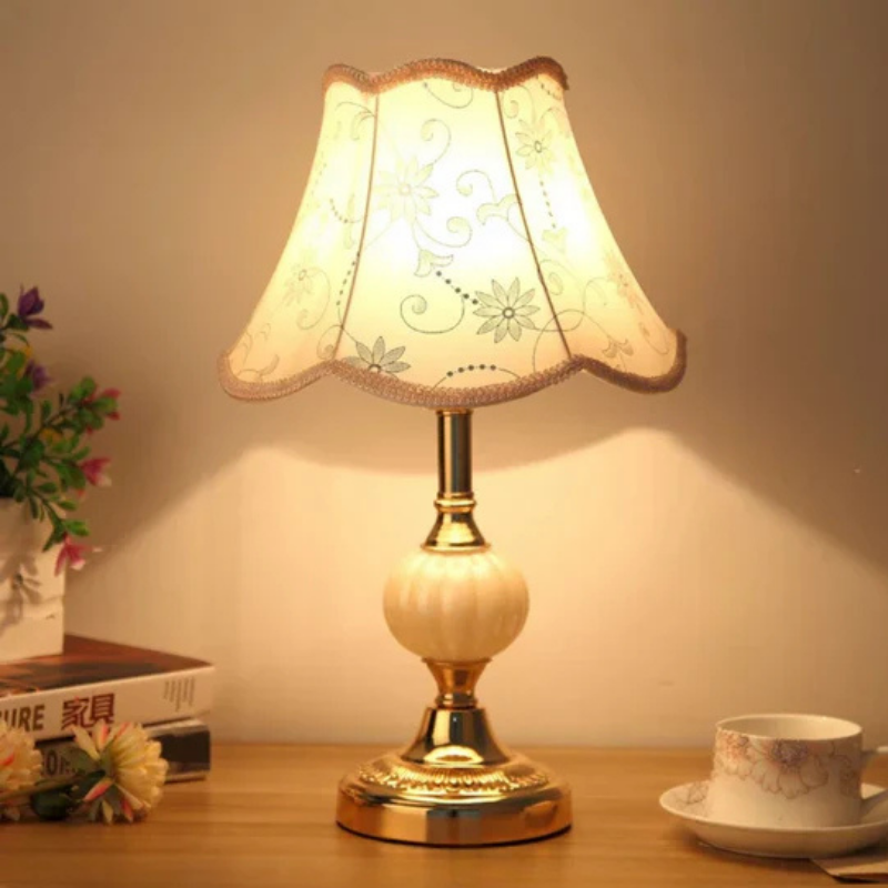 Scandinavische Tafellamp Warme Sfeer Klassiek Design - Velinix