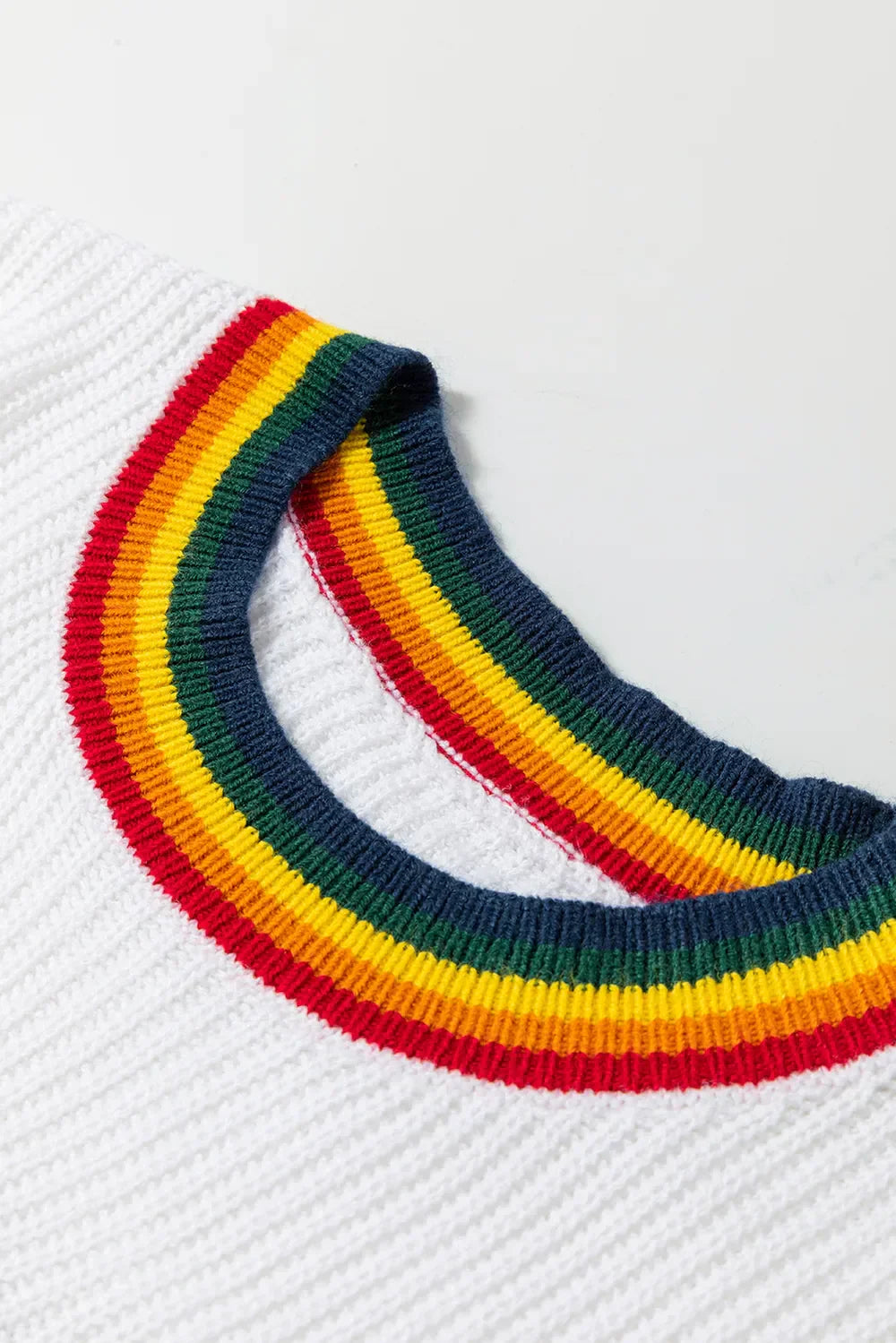 Kersttrui Regenboog Rand Fel en Vrolijk
