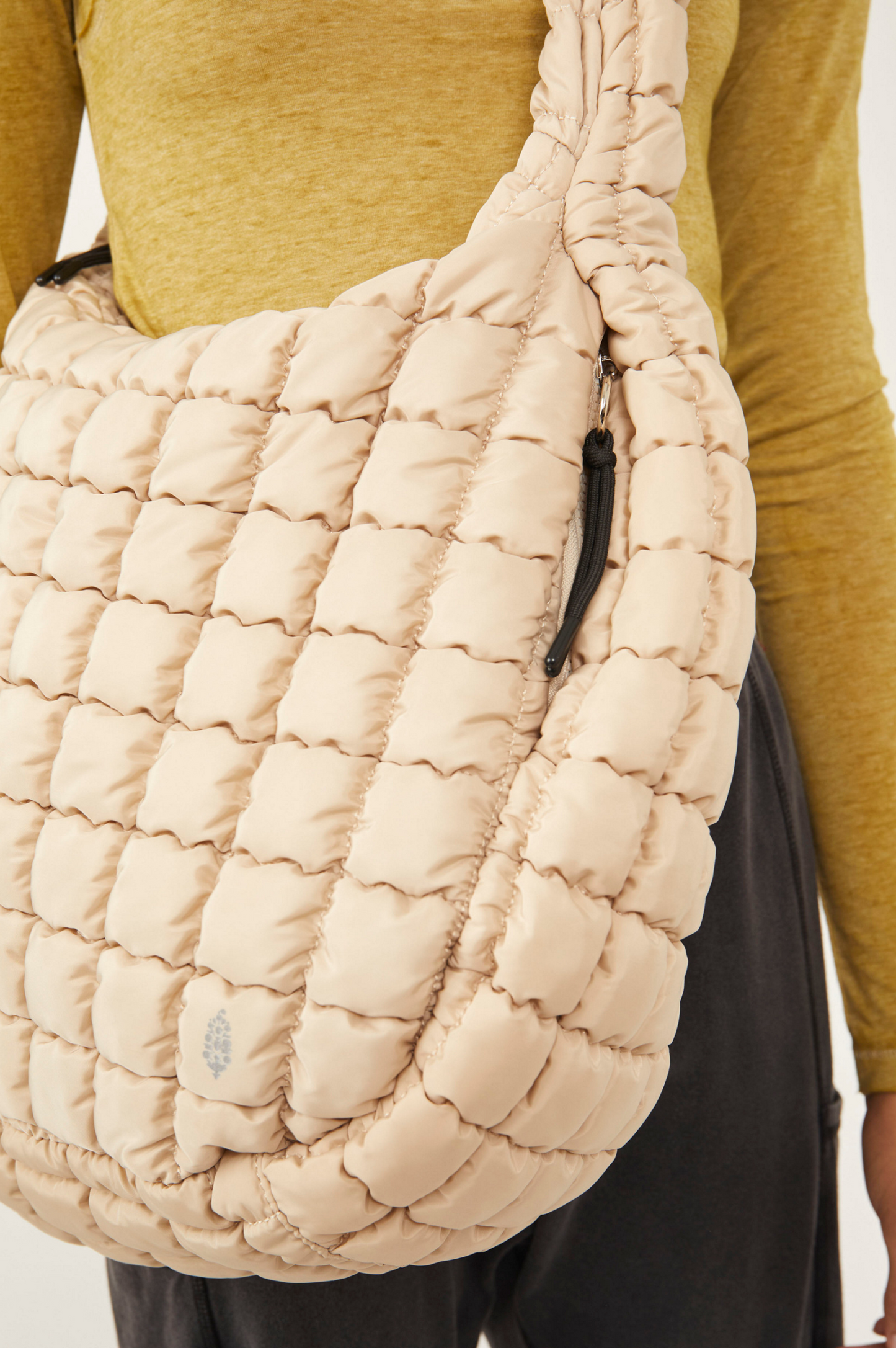 Stijlvolle Schouder tas met Rits Sluiting en Zacht Velvet