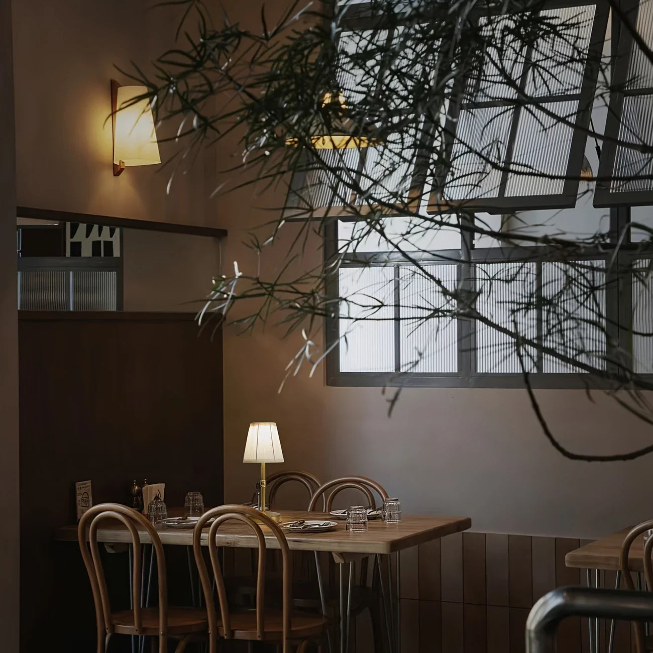 LED Tafellamp Draadloos met Warm Licht en Klassiek Design