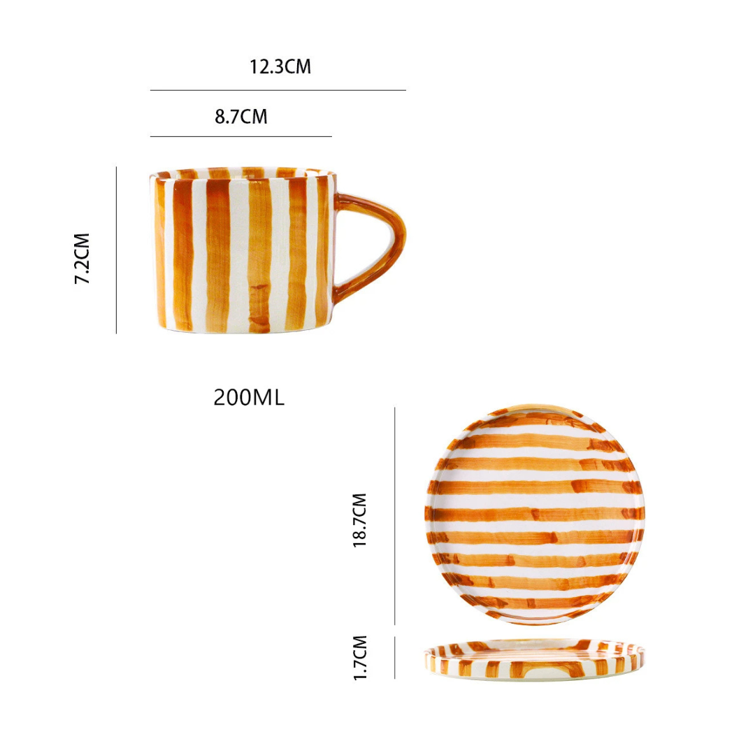 Keramische Koffiemok en Schotel Groot Handgeschilderd Gestreept Design