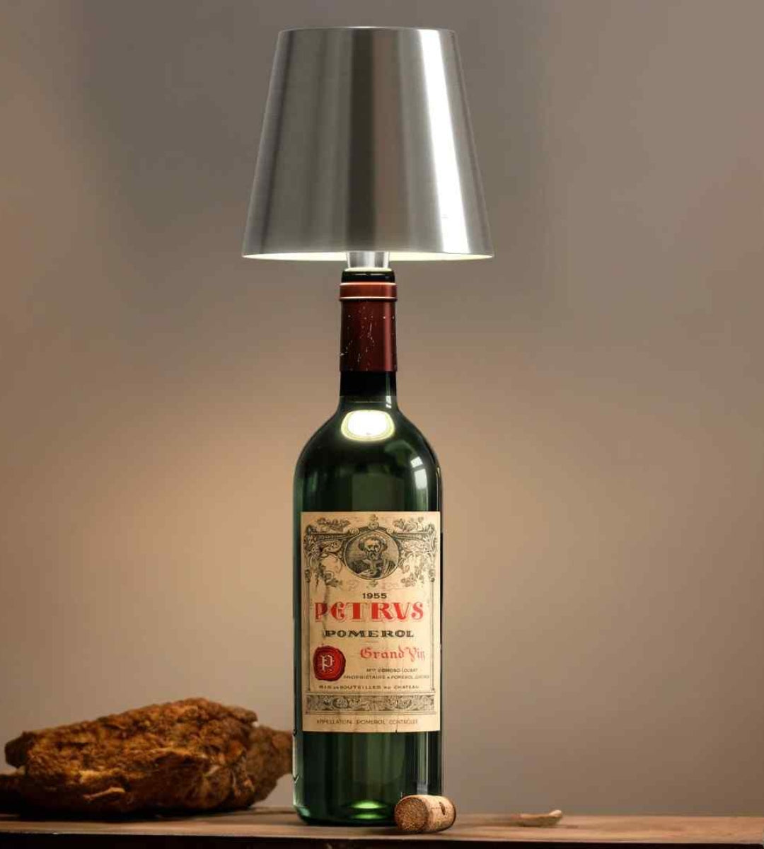 Unieke Fleslamp van Glazen Fles met Lampje Binnenin