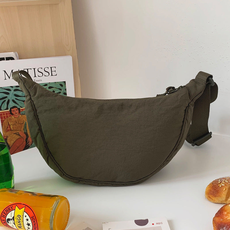 LunaTote – Slanke Gebogen Schoudertas – Stijlvol & Functioneel