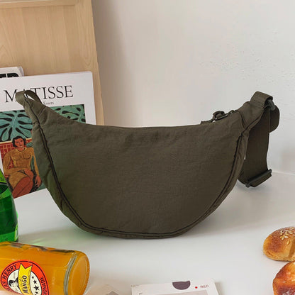LunaTote – Slanke Gebogen Schoudertas – Stijlvol & Functioneel