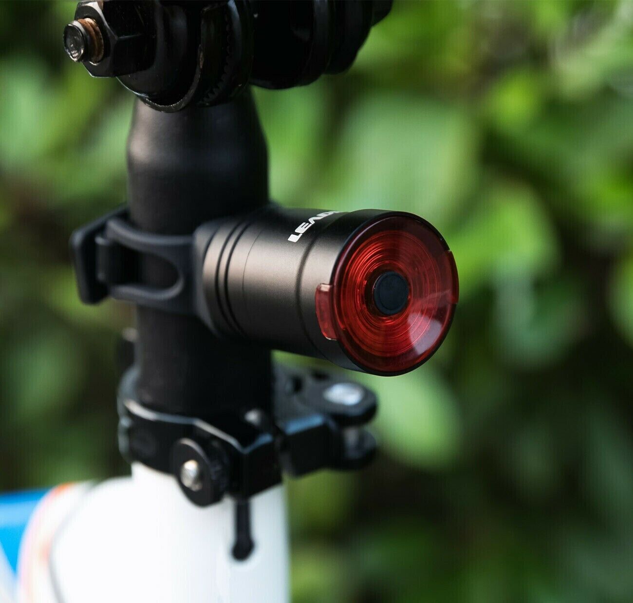 Waterdichte USB Fietsachterlicht met Remdetectie