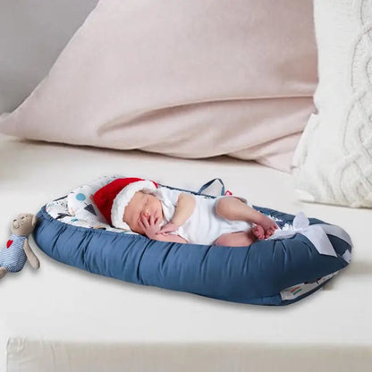 Baby Lounger voor Pasgeborenen – Draagbaar en Ademend Bedje