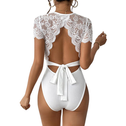 Vrouwelijke Bodysuit Korte Mouw Zwart of Wit Kanten Thong