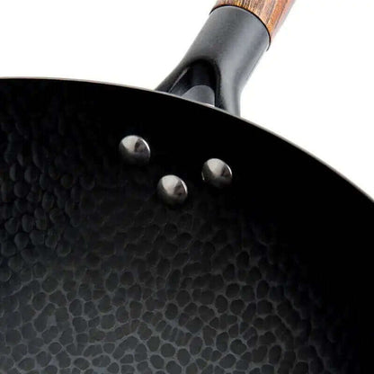 Handgemaakte IJzeren Wok met Houten Deksel Premium Kwaliteit
