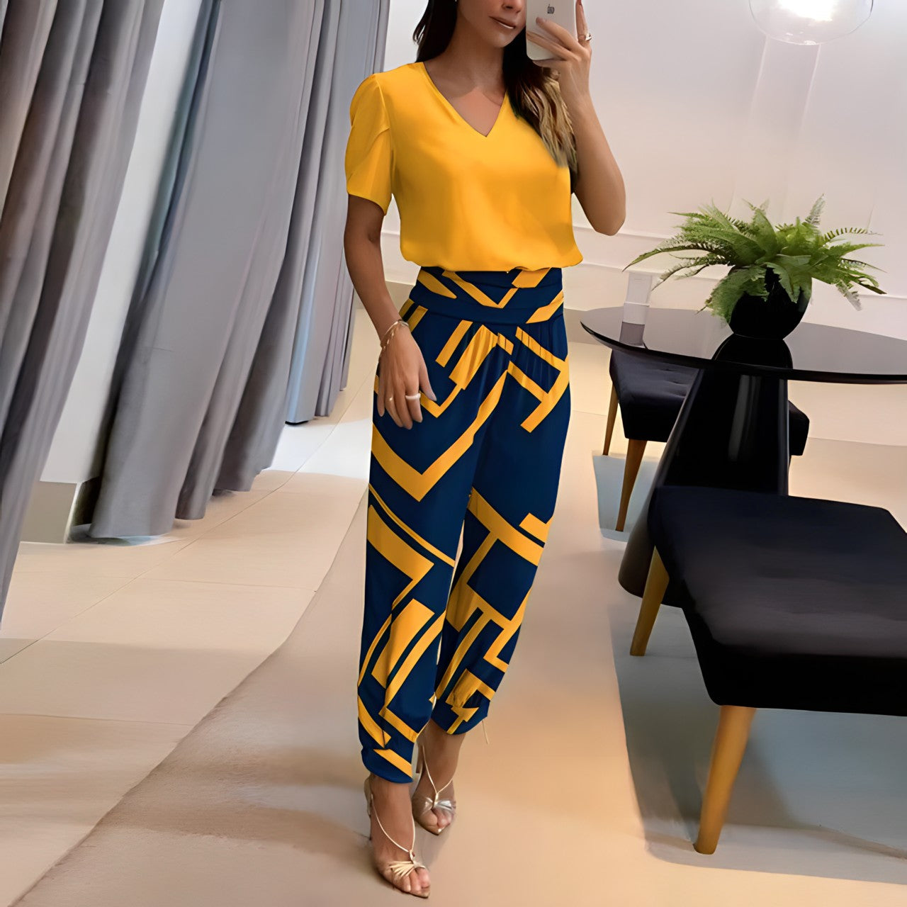 Vrouwelijke Blouse en Broek Set Trendy Zomeroutfit - Velinix