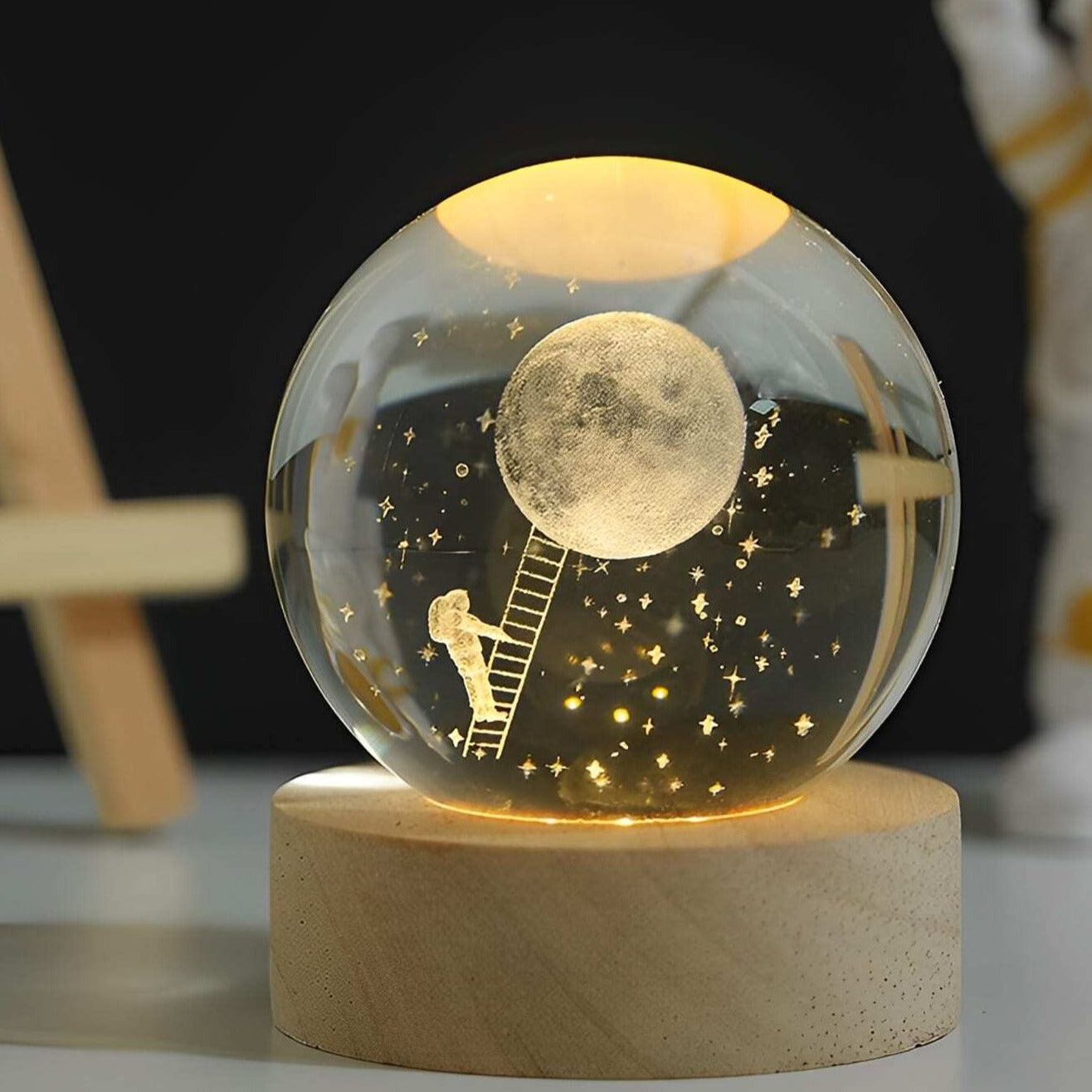 CosmoGlow™ – Luminous Crystal Ball