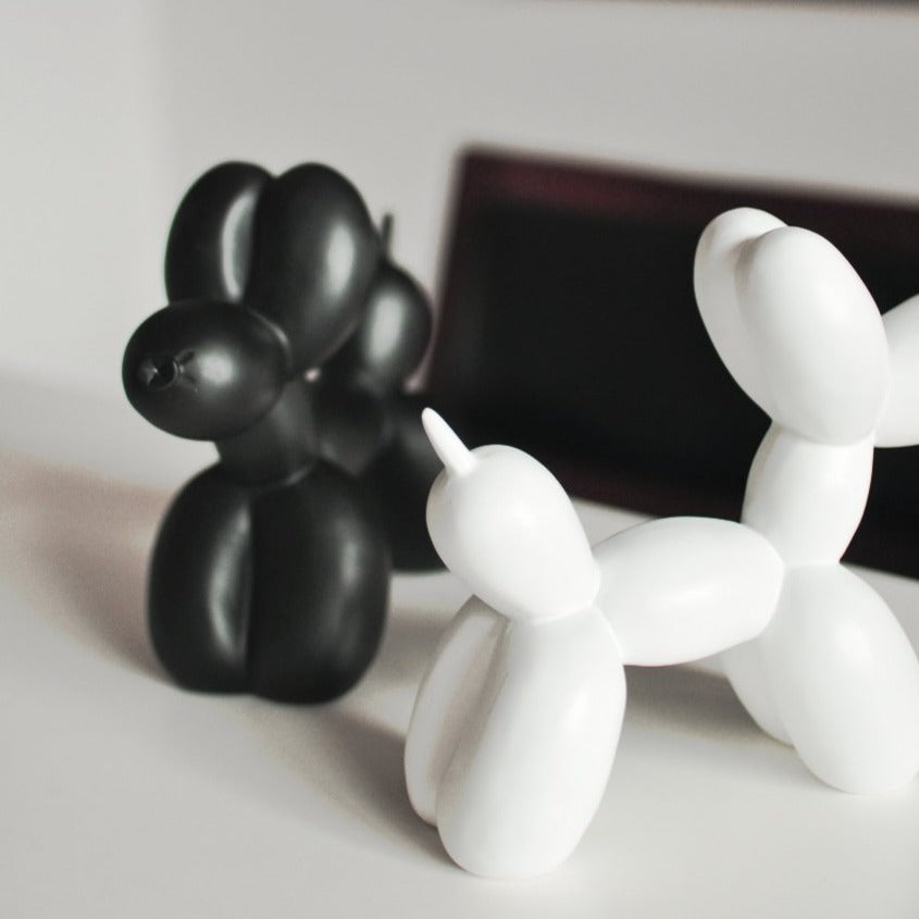 Luxe Hond Sculptuur van Handgemaakt Hars Kunstwerk voor Interieur Decor
