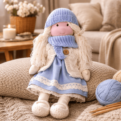 Elora | Handgefertigte Waldorfpuppe aus 100% Baumwolle für kreatives Spielen | Sicher und langlebig für emotionale Entwicklung 27