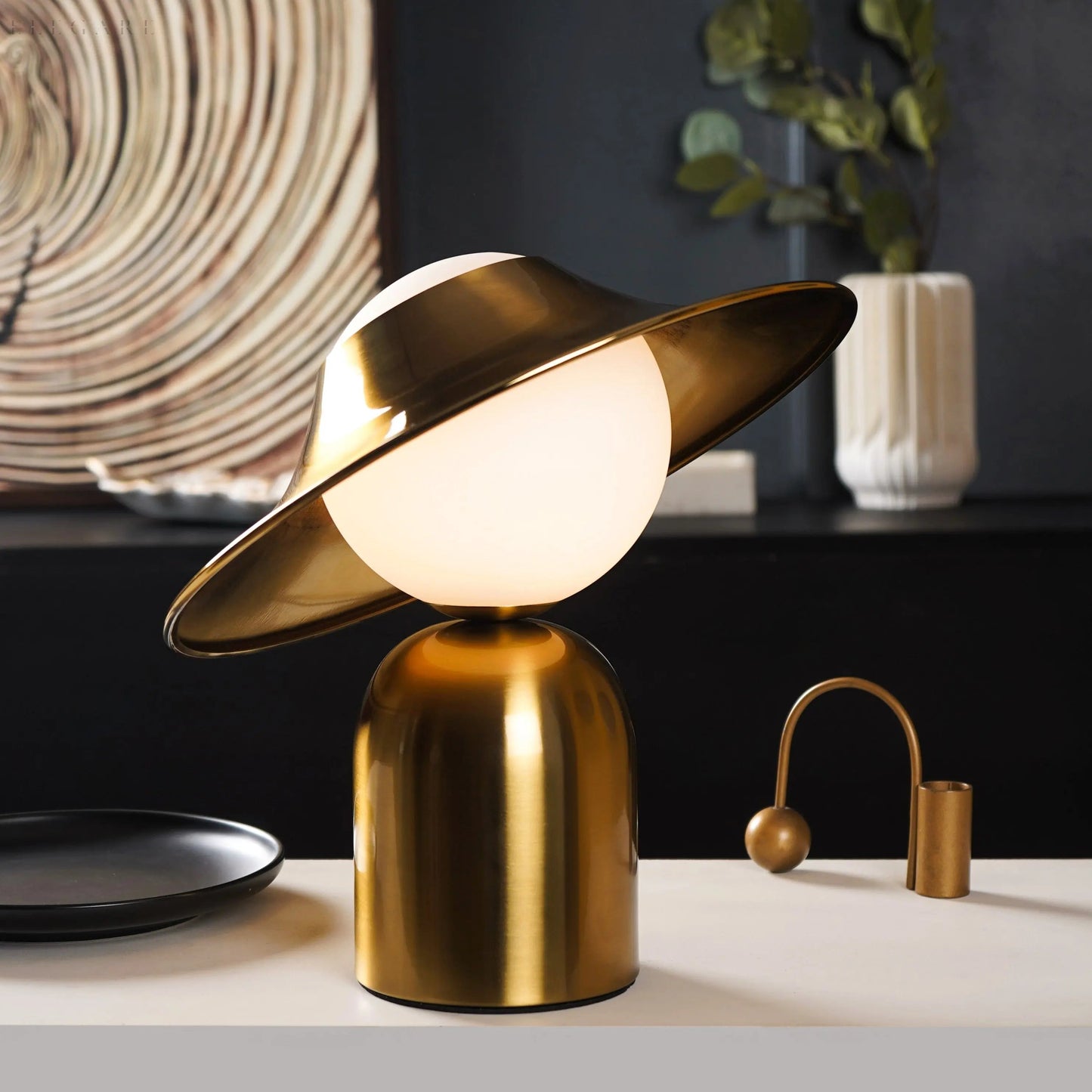 Gouden Metalen Tafellamp Luxe Decoratieve Lamp