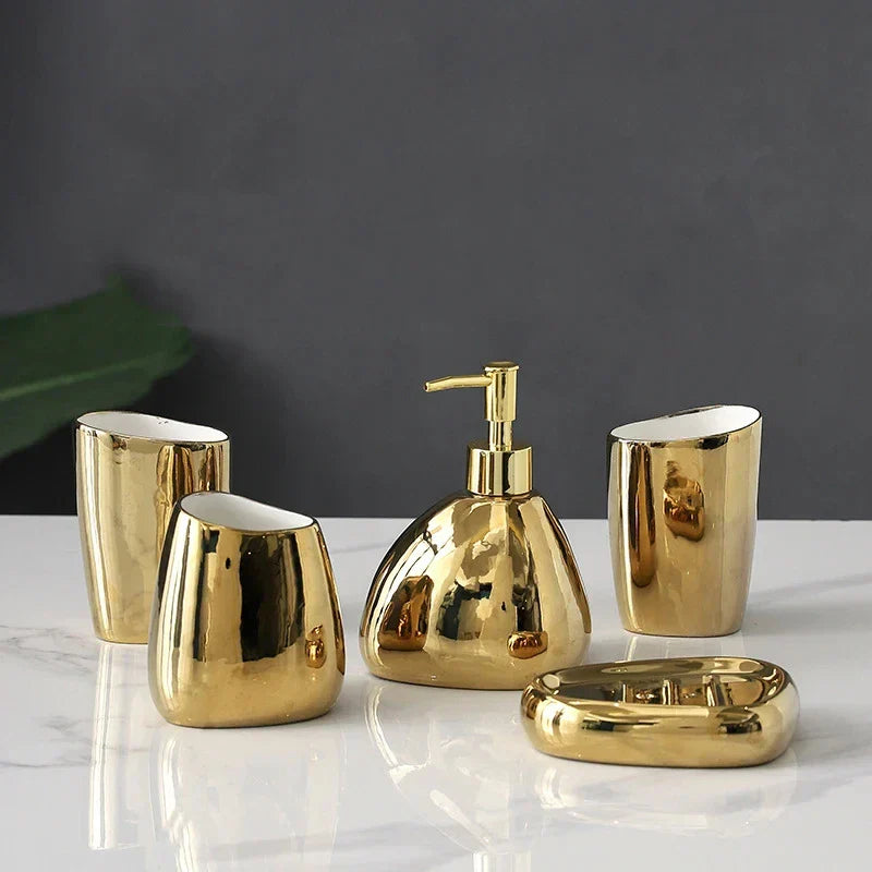 Goldenes Badezimmerzubehör Set – 4-teilig mit Seifenspender und Becher 8