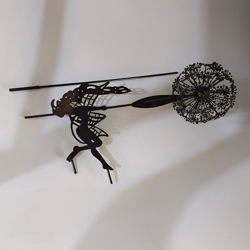 Tuinsculptuur Feeën en Paardenbloemen Figuur