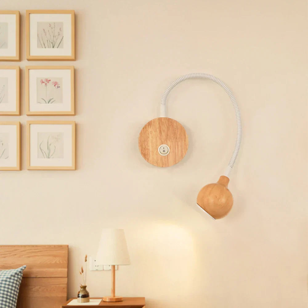 LED Wandlamp van Hout met Dimbare Verlichting