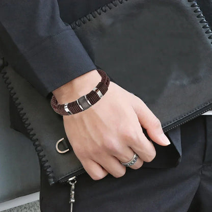 Lederen Herenarmband Bruin met RVS Details Stijlvol en Duurzaam