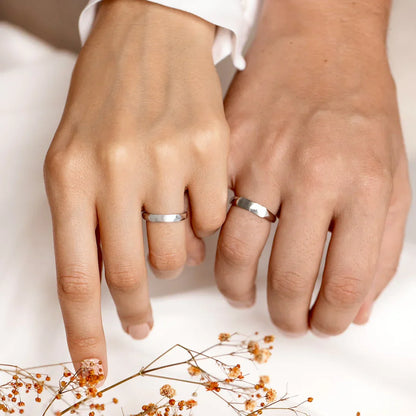 Liefdesring met Verborgen Boodschap Gebeeldhouwd Zilver
