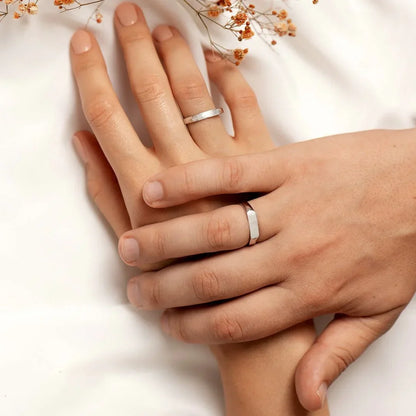 Liefdesring met Verborgen Boodschap Gebeeldhouwd Zilver