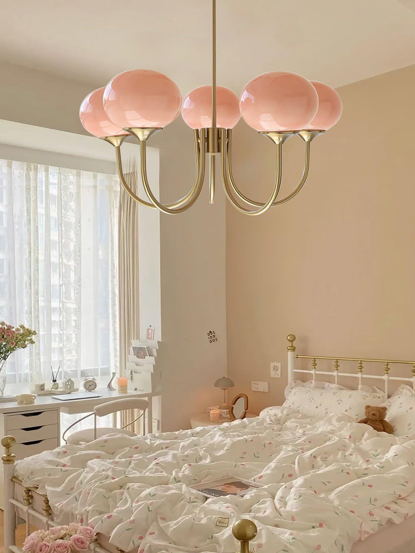 Roze Kroonluchter Gouden Plafondlamp met Glazen Kap