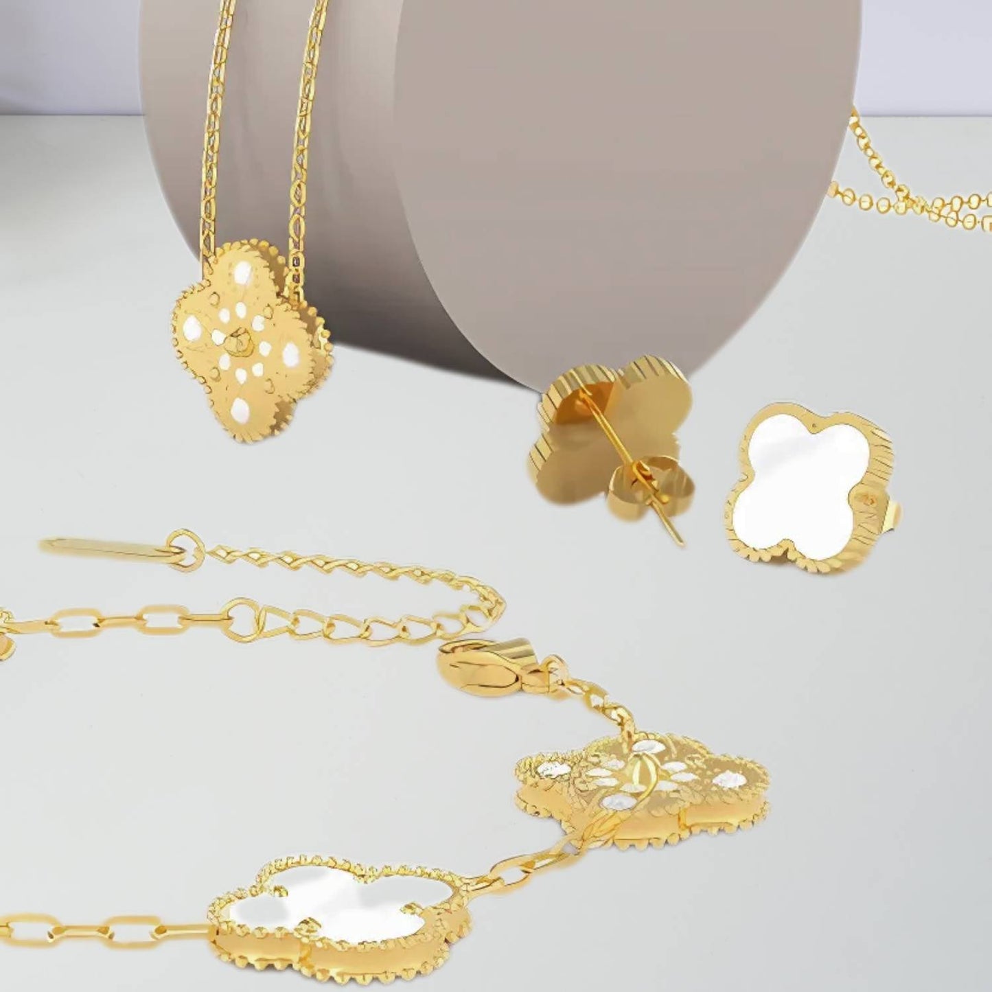 Luxe Sieradenset met Ketting, Armband en Oorbellen Set