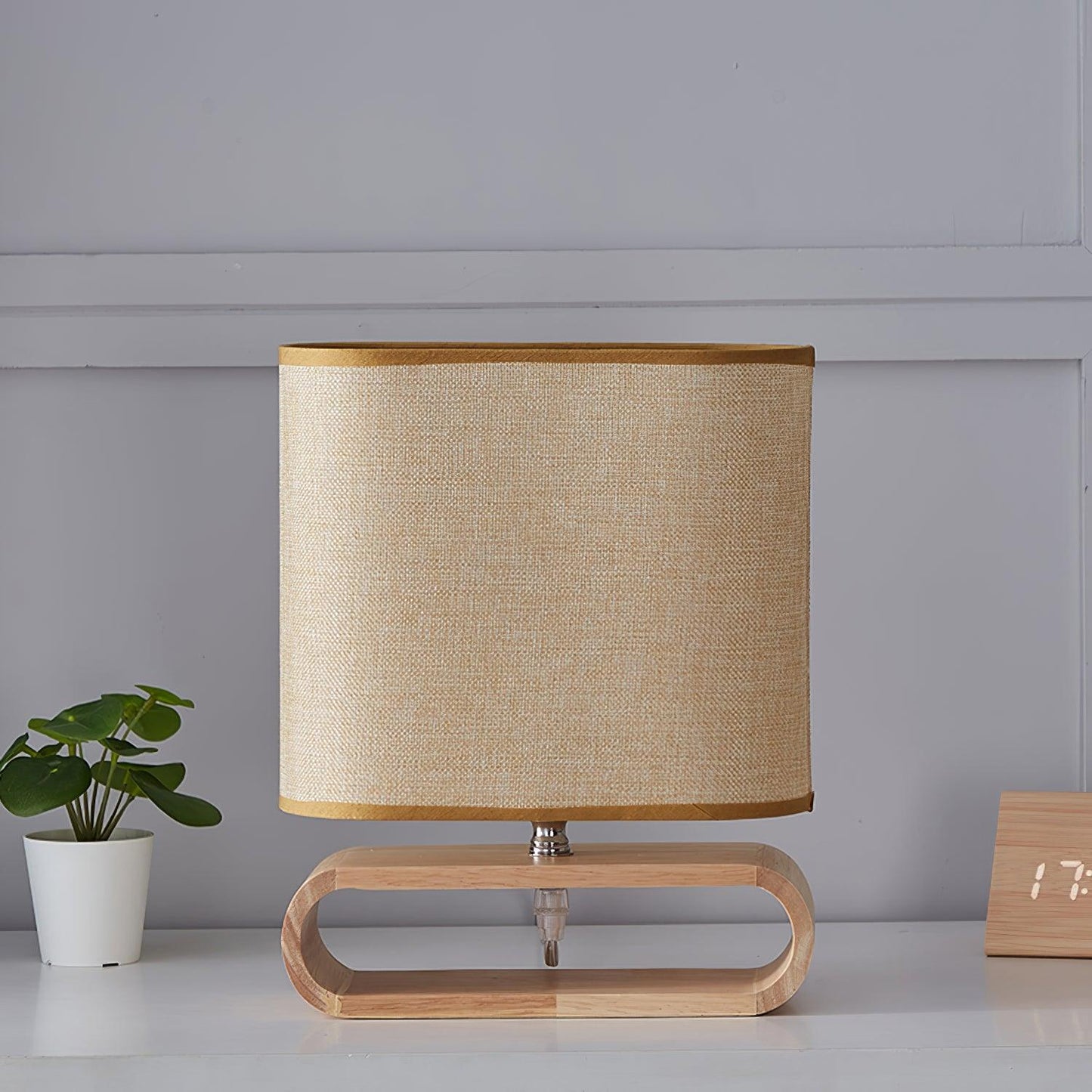 Houten Tafellamp Modern Design met Elegant Kap