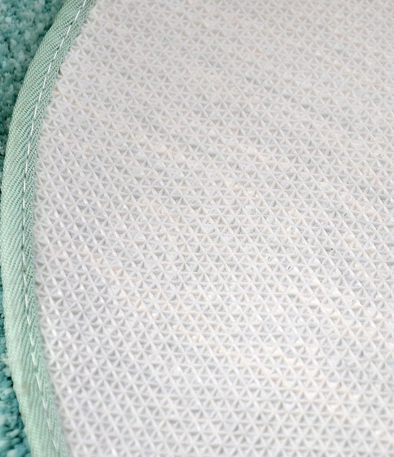 Ovale Badmat met Bommelrand van Polyester Antislip