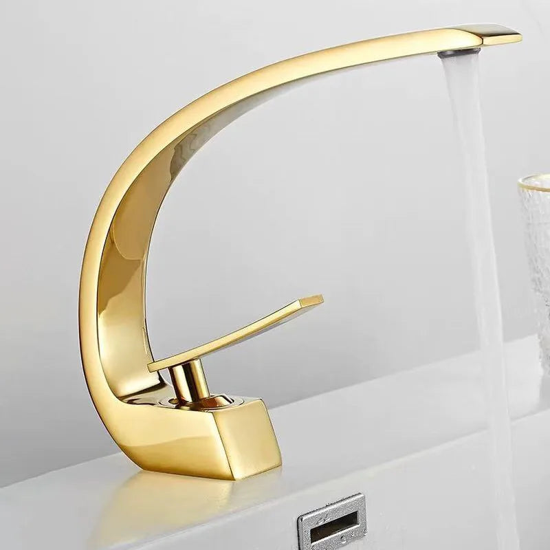 Badkamerkraan Luxe Design voor Badkamer Renovatie - Velinix