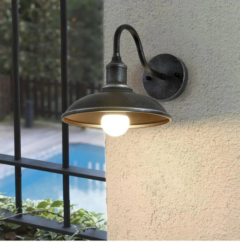 IJzeren Buitenwandlamp Waterdicht IP65 Komvorm