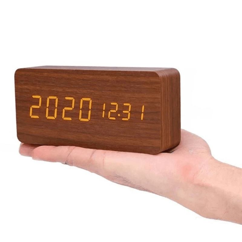 LED Houten Klok Slim en Stijlvol met Spraakbesturing