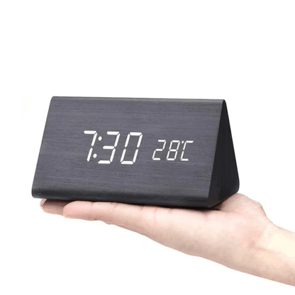 LED Houten Klok Slim en Stijlvol met Spraakbesturing