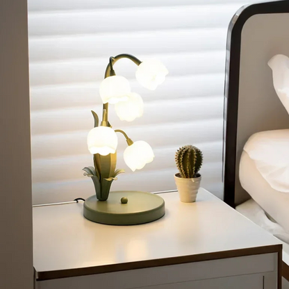 Bloementafellamp met Kunstbloemen Sfeervol Design