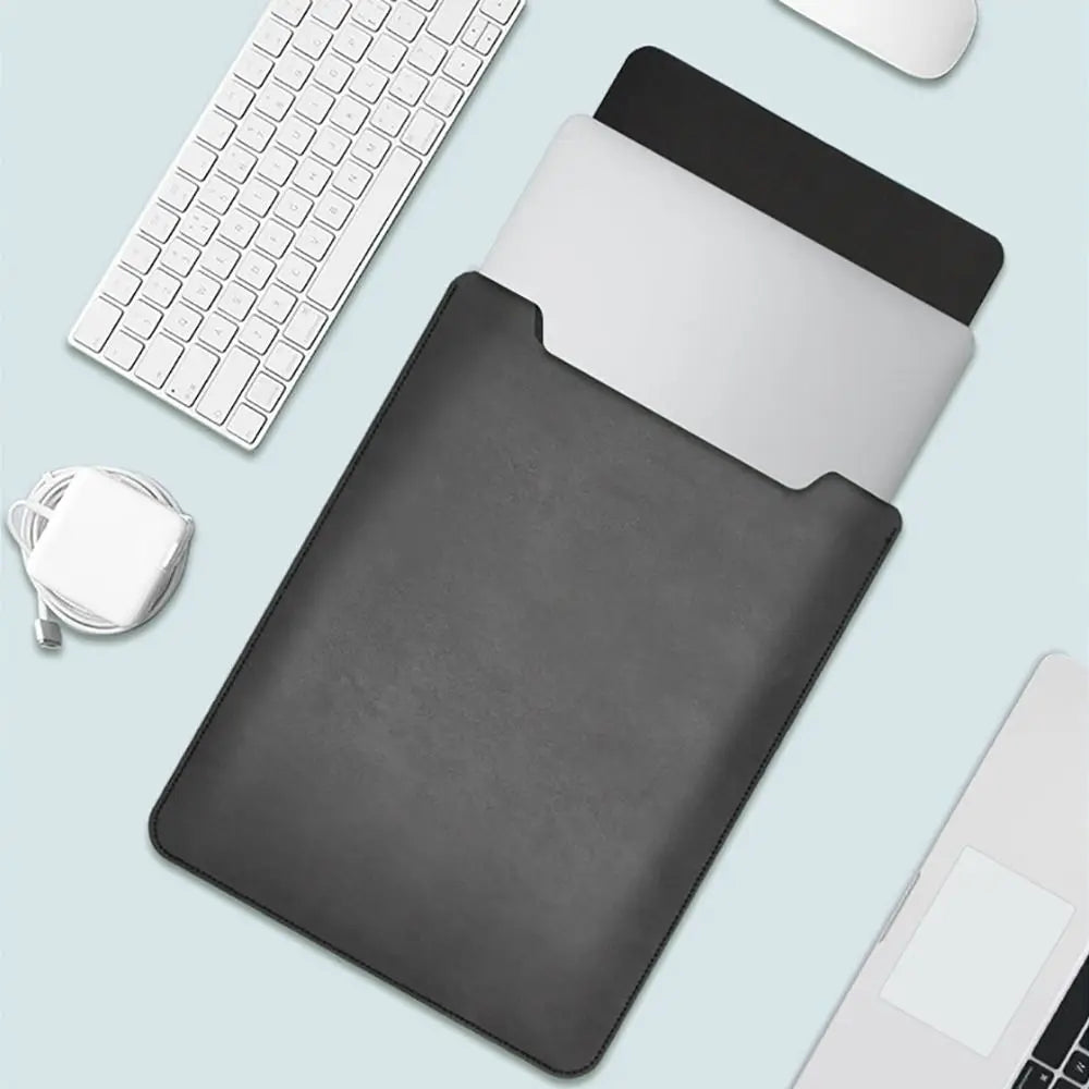 Velaro – Laptop sleeve 13–15 inch PU leer ultradun & waterafstotend 1