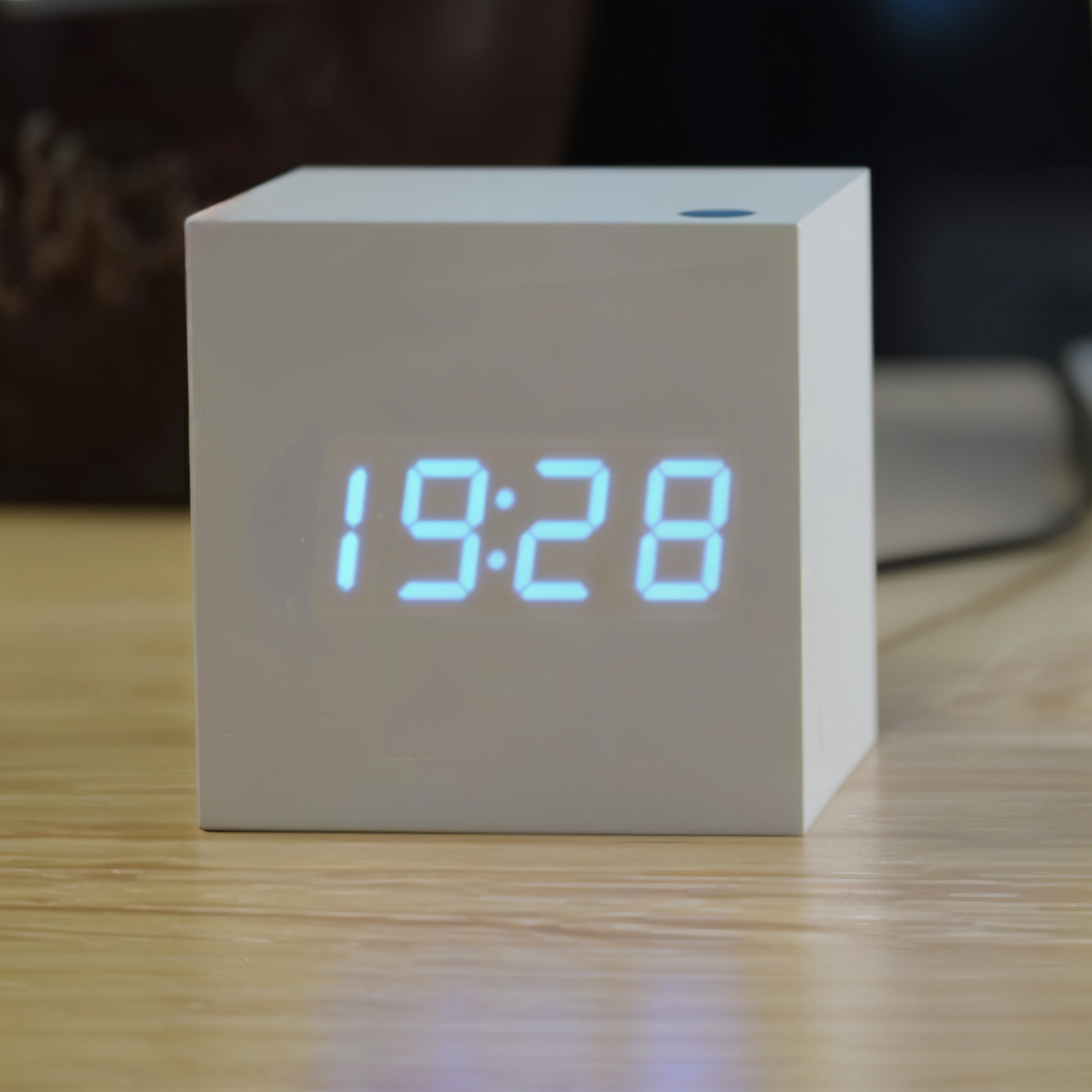 Houten LED Klok Modern Design met Digitale Weergave