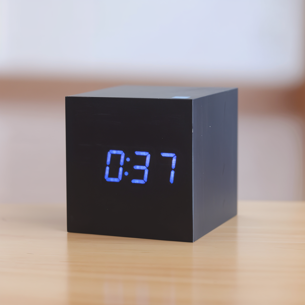 Houten LED Klok Modern Design met Digitale Weergave