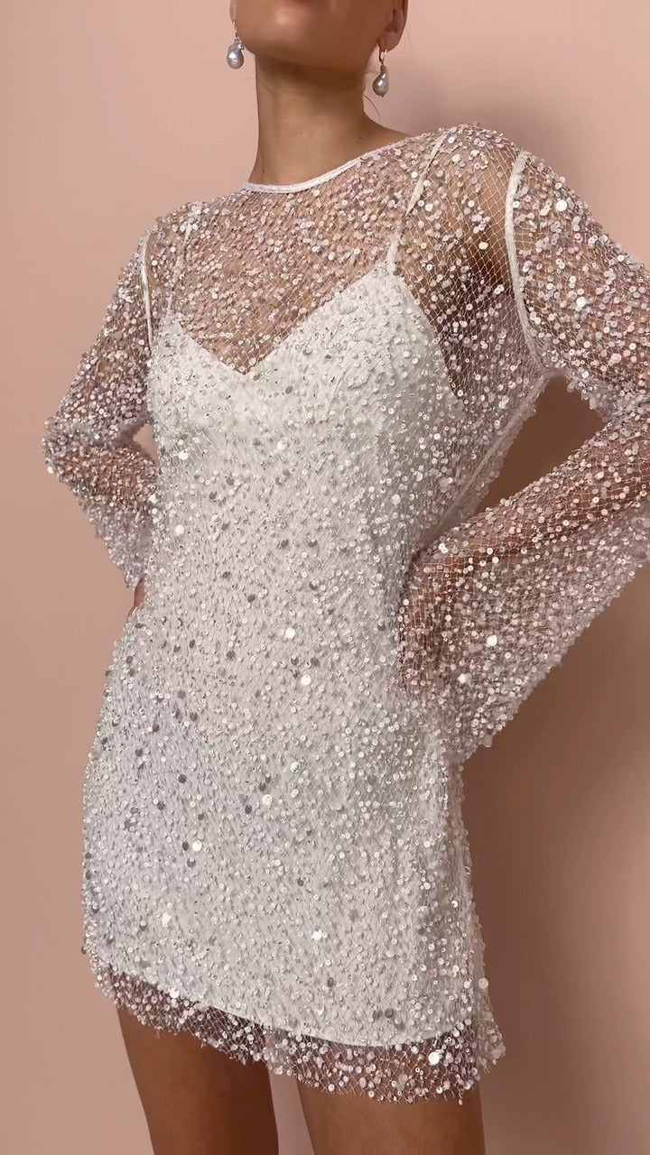 Amara™ – Dames Avondjurk met Elegante Transparantie en Parelaccenten-3