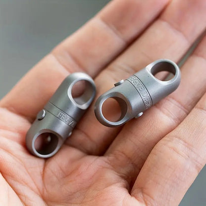 Draaibare Sleutelhanger Titanium EDC met Magnetische Snelssluiting