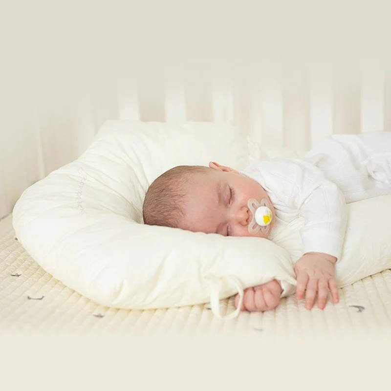 Baby Slaapkussen voor Optimale Geborgenheid