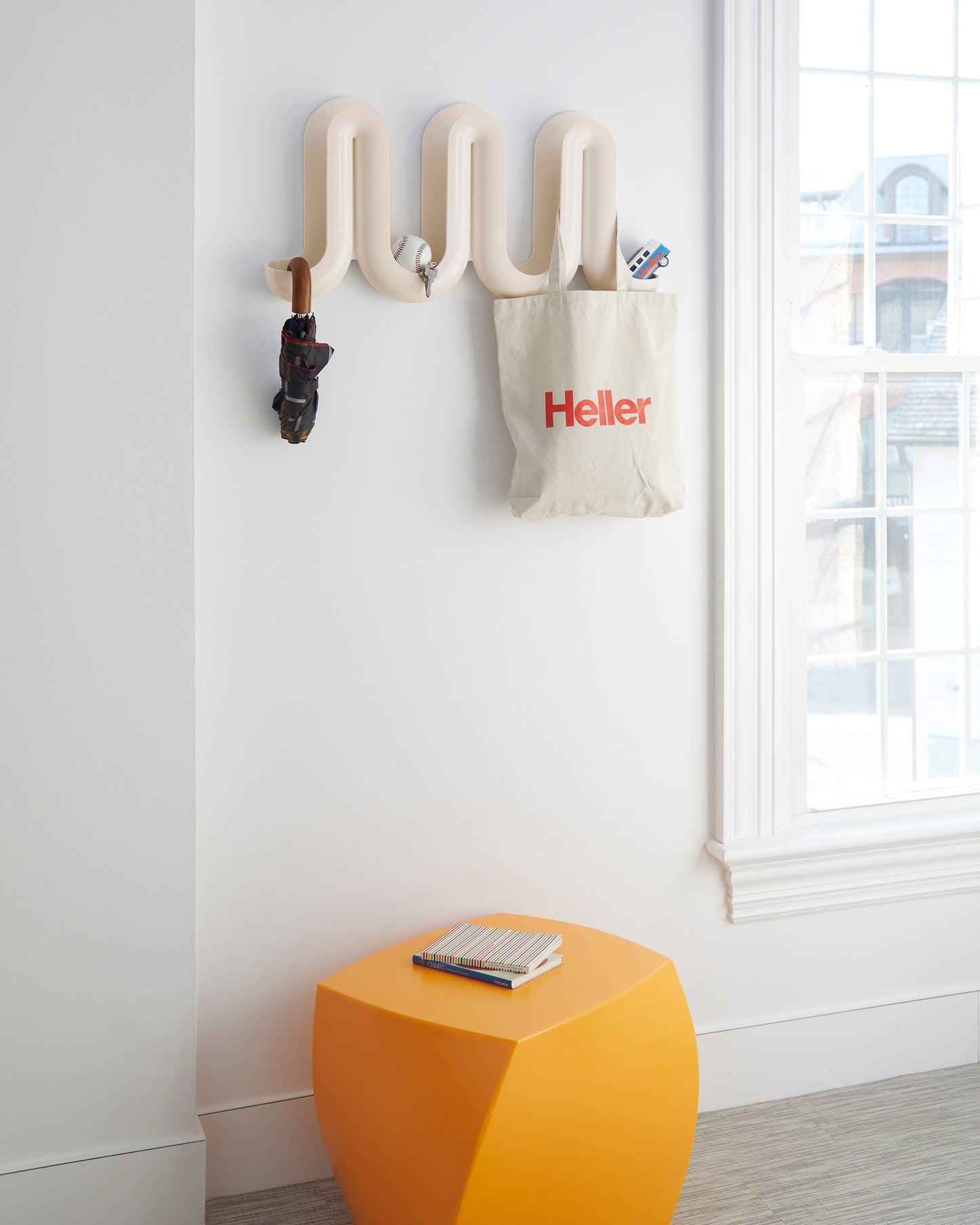 Wandkapstok Kledingrek van Gerecycled Kunststof Golf Design