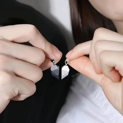 Magnetische Ketting Hartvormig Sieraad met ECG Patroon