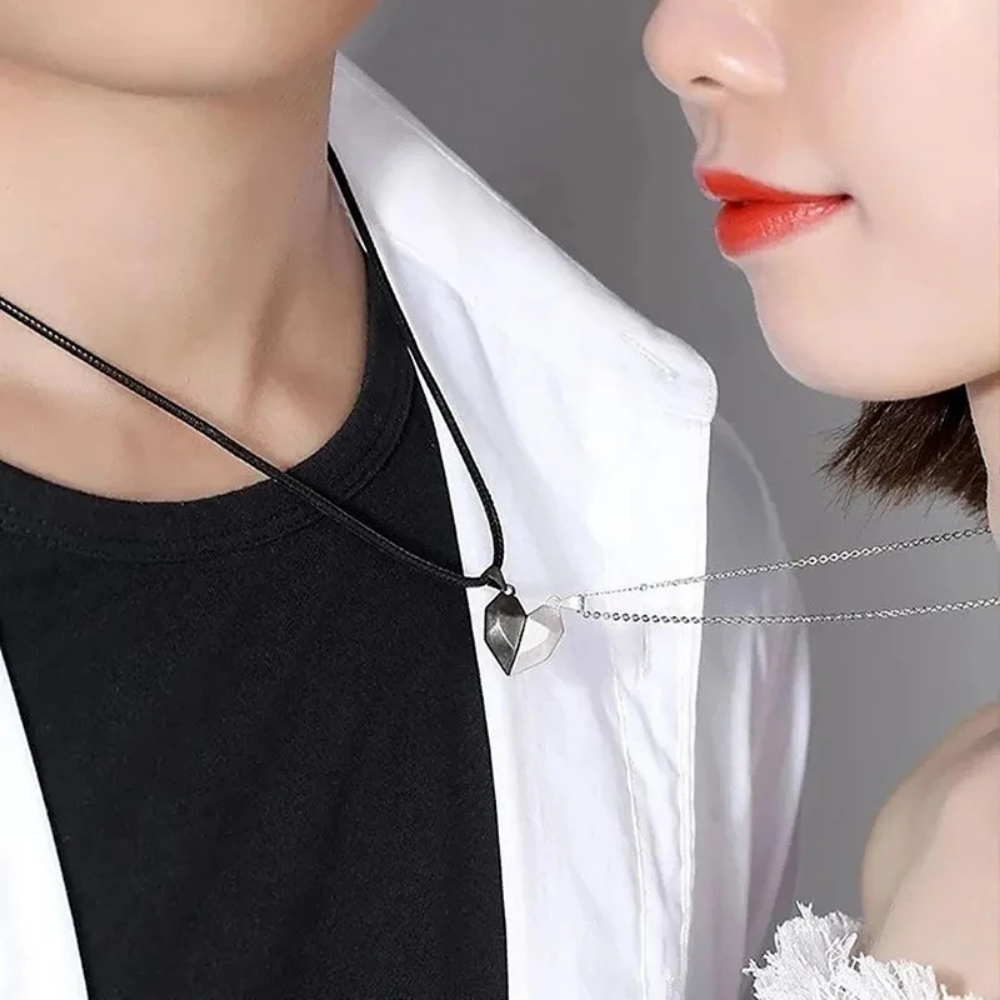 Magnetische Ketting Hartvormig Sieraad met ECG Patroon