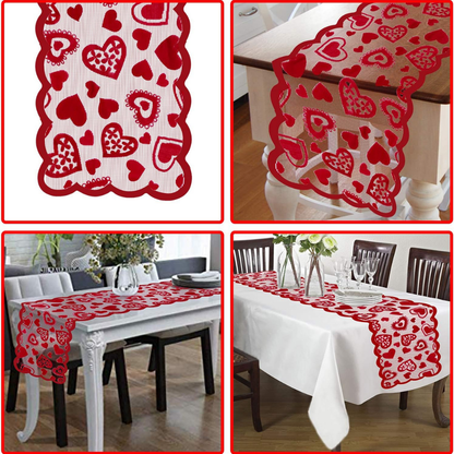 Tafelloper Romantisch Kant met Hartjes Decoratie