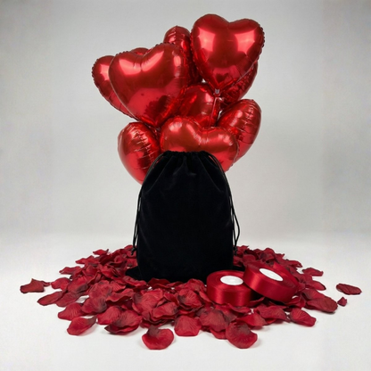Valentijnsdag Decoratieset met Rozenblaadjes en Ballonnen